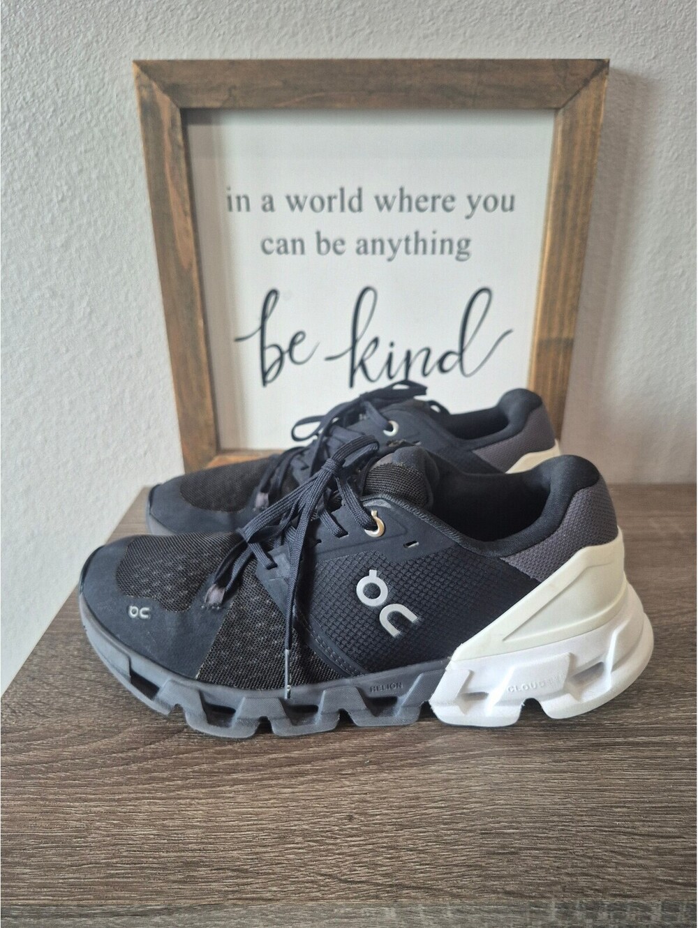 On Clouflyer 4 Shoes Size 8.5